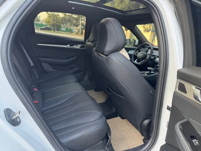 Geely Xingrui — Фото автомобиля 6
