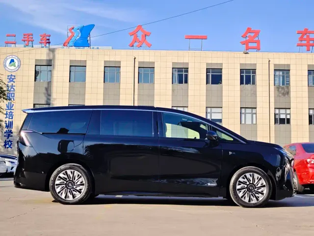 Buick Zhijing Shijia — Фото автомобиля 4