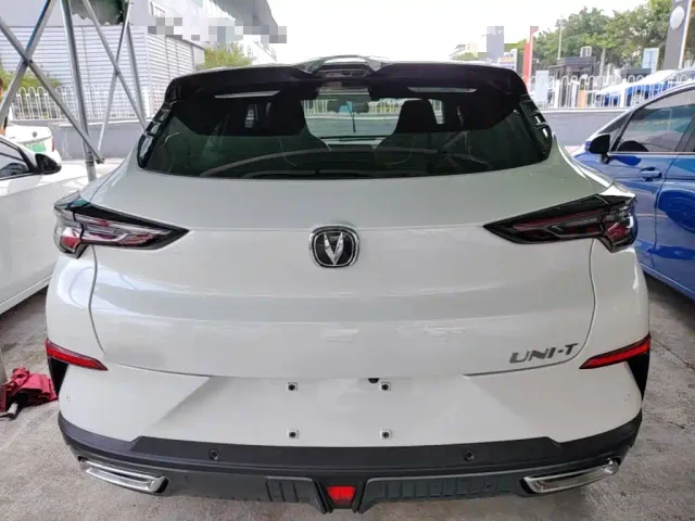 Changan UNI-T — Фото автомобиля 5