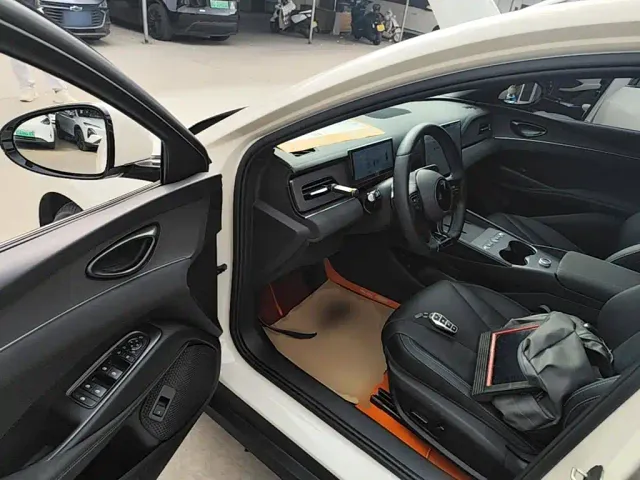 BYD Seal 06 DM-i Touring — Фото автомобиля 15