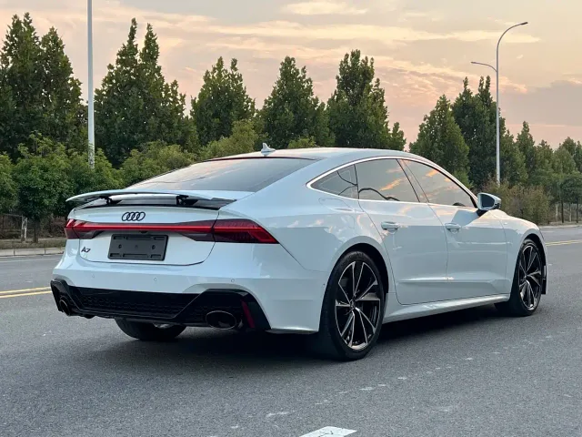 Audi A7 — Фото автомобиля 5