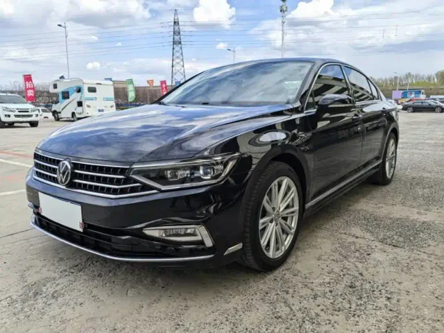 Фотография автомобиля — Volkswagen Magotan