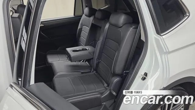 Volkswagen Tiguan — Фото автомобиля 18