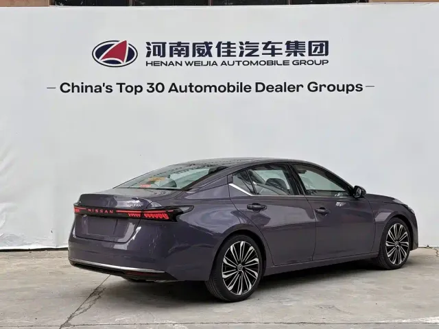 Nissan Teana — Фото автомобиля 6