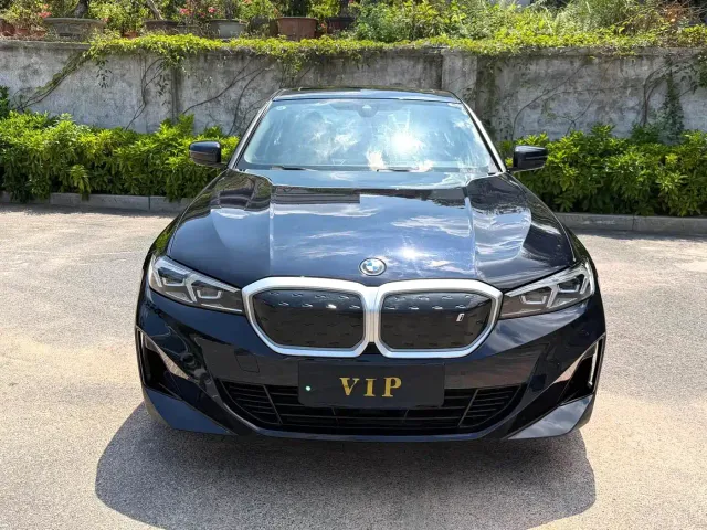 BMW i3 — Фото автомобиля 2