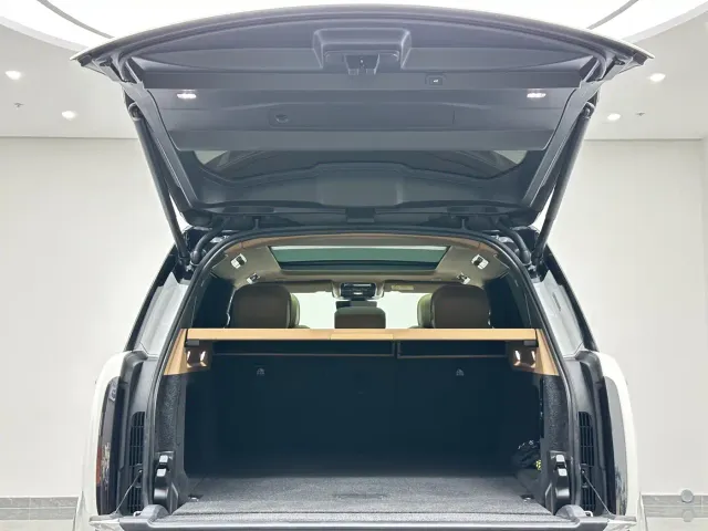 Land Rover Range Rover — Фото автомобиля 29