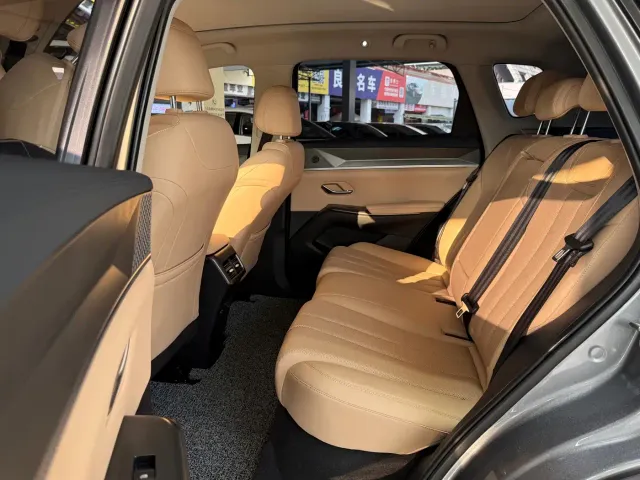 BYD Song Pro — Фото автомобиля 9