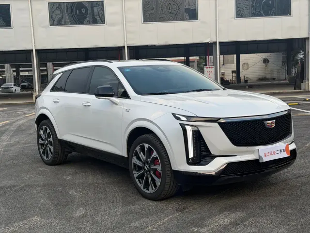 Cadillac XT5 — Фото автомобиля 3