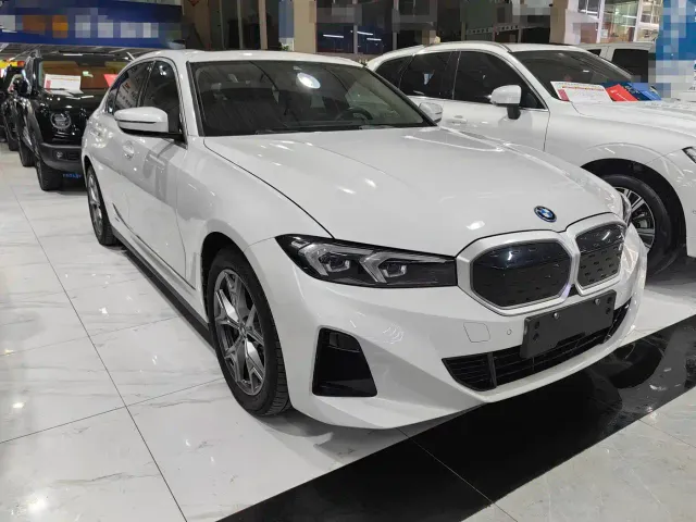 BMW i3 — Фото автомобиля 3