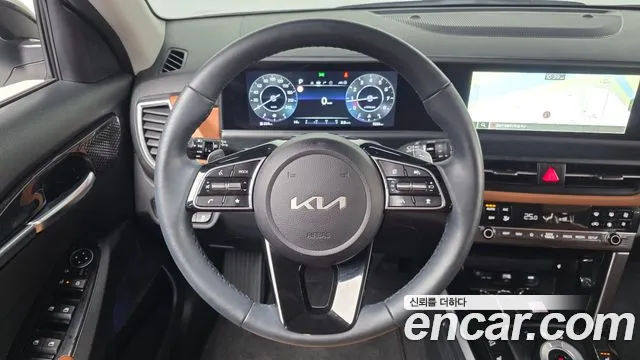 Kia Seltos New — Фото автомобиля 19