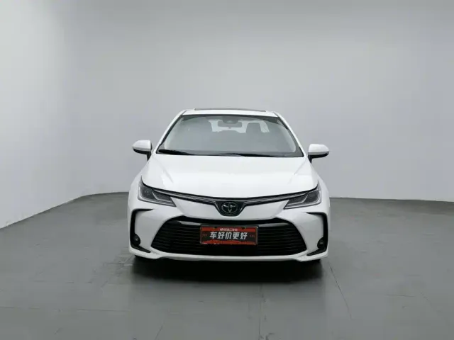 Toyota Corolla — Фото автомобиля 3