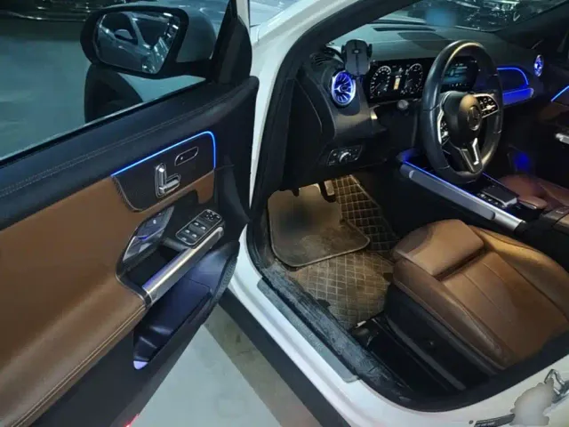 Mercedes-Benz GLB-Class — Фото автомобиля 15