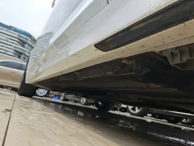 BMW 5 Series — Фото автомобиля 20