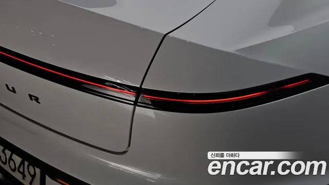Hyundai Grandeur GN7 — Фото автомобиля 8