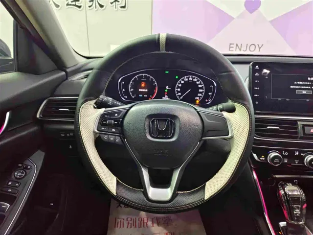 Honda Accord — Фото автомобиля 13