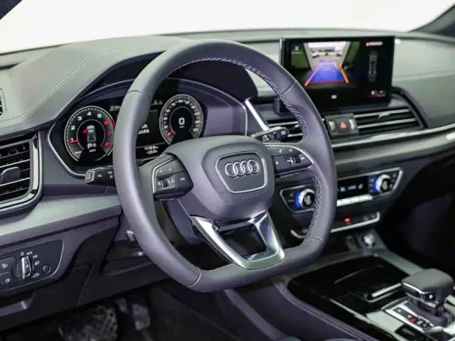 Audi Q5L — Фото автомобиля 6