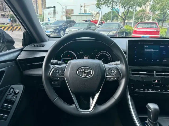 Toyota Avalon — Фото автомобиля 17