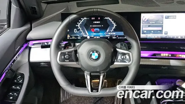 BMW 5-Series — Фото автомобиля 11