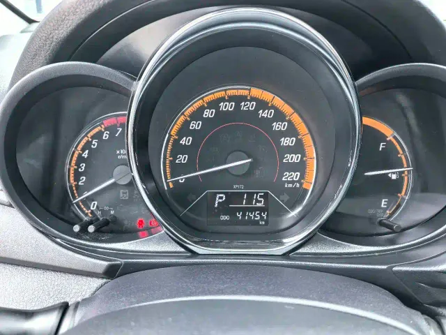 Toyota YARiS L Zhi Xuan — Фото автомобиля 14