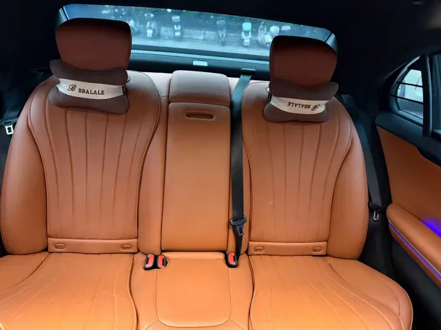 Mercedes-Benz S-Class — Фото автомобиля 14