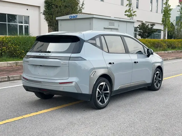 GAC Aion Y — Фото автомобиля 5