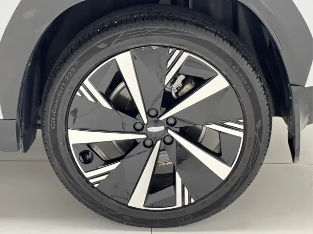 Geely Boyue L — Фото автомобиля 19