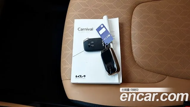 Kia Canival Carnival 4 поколение 9 мест Prestige — Фото автомобиля 9