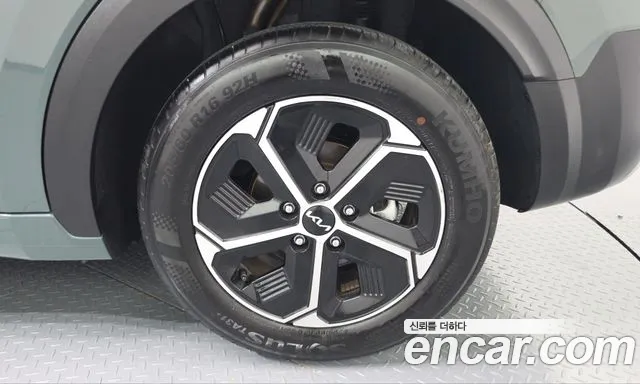 Kia Niro The All New — Фото автомобиля 6