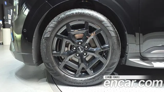 Kia Carnival — Фото автомобиля 5