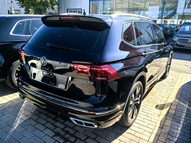 Volkswagen Tiguan L — Фото автомобиля 10