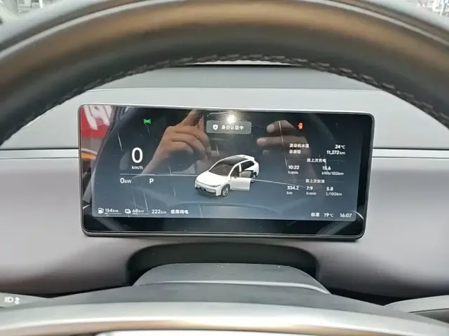 Leapmotor C10 — Фото автомобиля 11