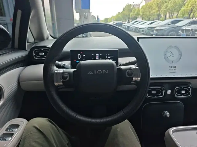 Aion AION UT 2025 420 Intelligent Premium Edition — Фото автомобиля 10