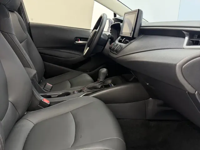 Toyota Corolla — Фото автомобиля 10