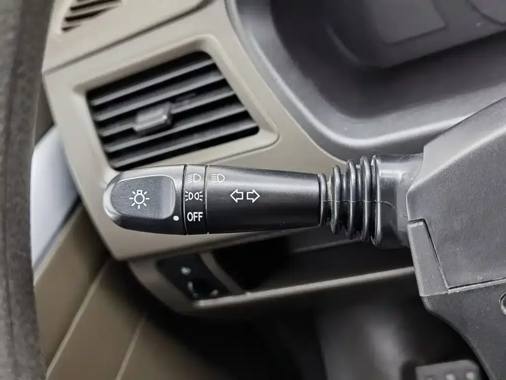 Wuling Motors Wuling Rongguang S 2022 1.2L Basic Enclosed Van 5-seater LSI — Фото автомобиля 21