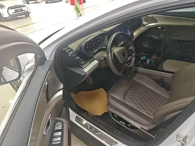 BYD Han — Фото автомобиля 15