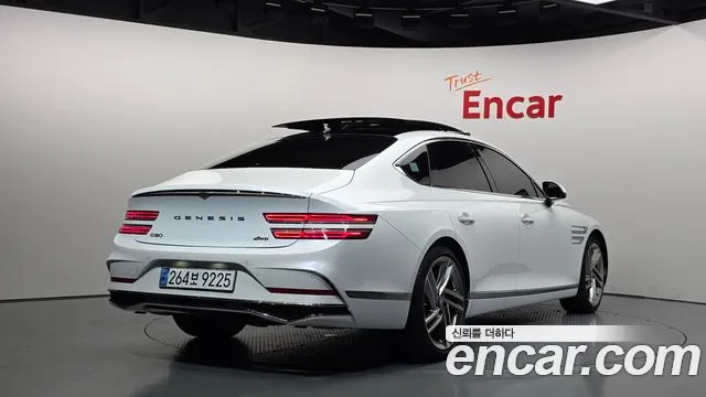Genesis G80 Бензин 3.5 турбо AWD — Фото автомобиля 2