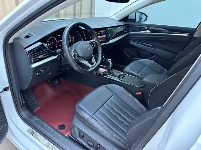 Volkswagen Passat — Фото автомобиля 17