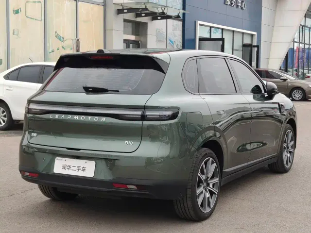 Leapmotor B10 — Фото автомобиля 5