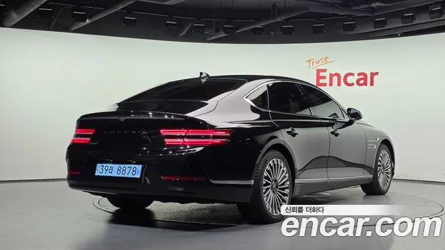 Genesis G80 RG3 — Фото автомобиля 2