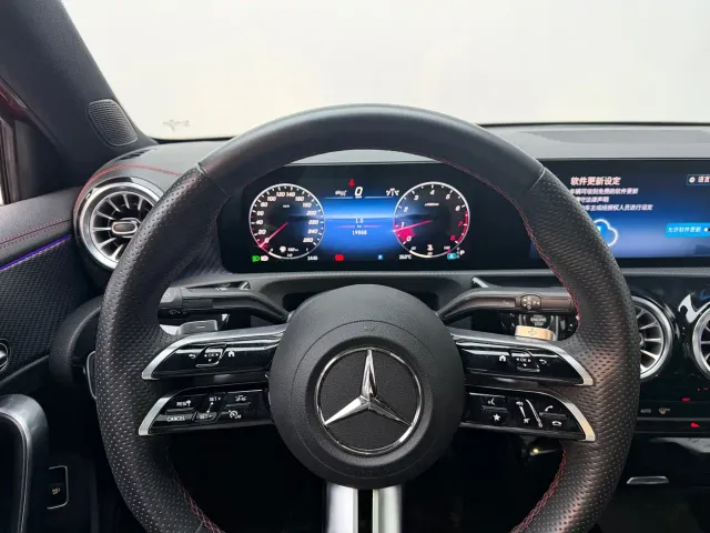 Mercedes-Benz A-Class — Фото автомобиля 7
