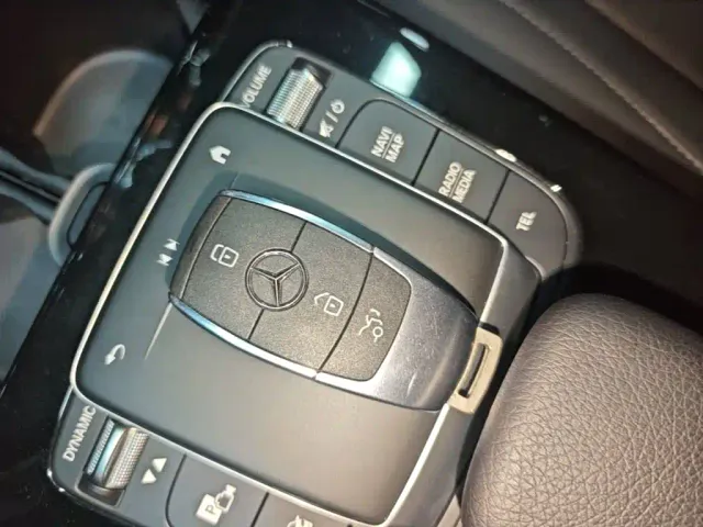 Mercedes-Benz A-Class — Фото автомобиля 16