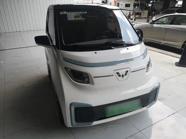 Wuling NanoEV — Фото автомобиля 3
