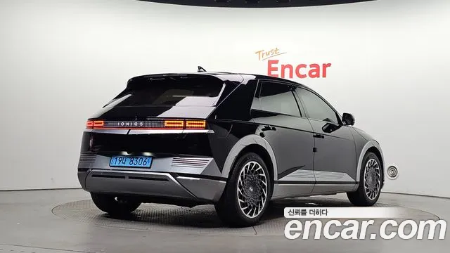 Hyundai Ioniq 5 — Фото автомобиля 2