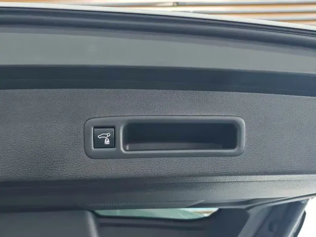 Toyota Sienna — Фото автомобиля 22