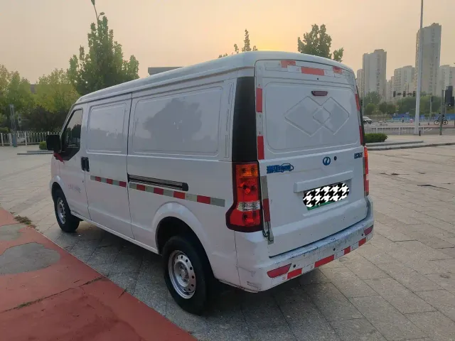 Ruichi New Energy EC35 — Фото автомобиля 7