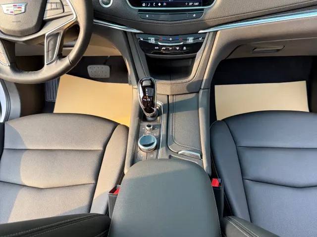 Cadillac XT5 — Фото автомобиля 14