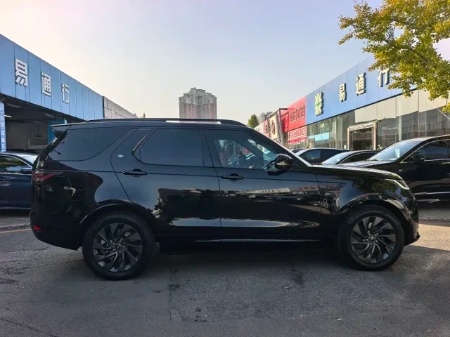 Land Rover Discovery — Фото автомобиля 18