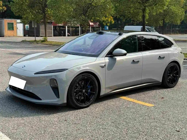 Nio ET5 Touring — Фото автомобиля 8