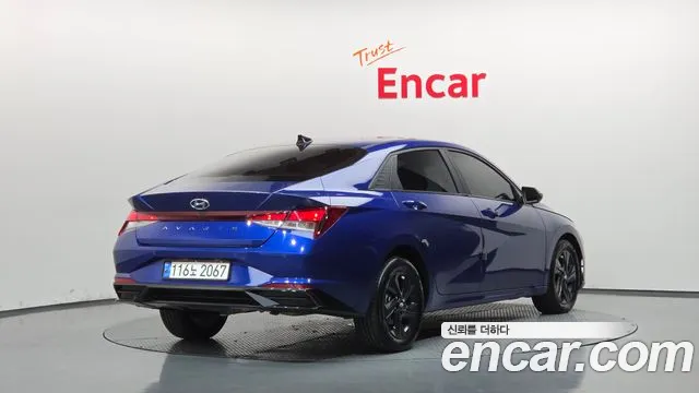 Hyundai Avante CN7 — Фото автомобиля 2