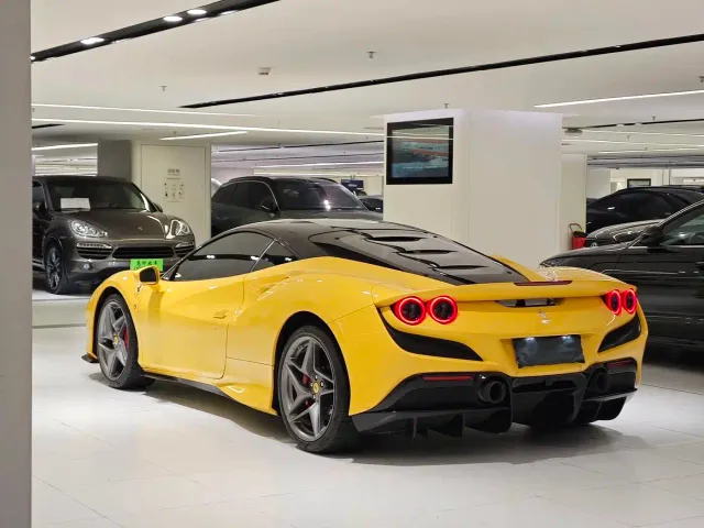Ferrari F8 — Фото автомобиля 4